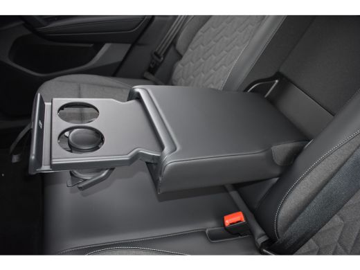 Volkswagen Tiguan 1.5 eHybrid 204PK PHEV Life Edition | TREKHAAK | HARMAN KARDON | STOELVERW. | APP. CONNECT | ADAP... ActivLease financial lease