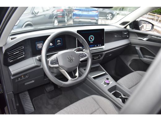 Volkswagen Tiguan 1.5 eHybrid 204PK Life Edition | Trekhaak | Elektrische Achterklep | Harman Kardon | ACC | Apple ... ActivLease financial lease