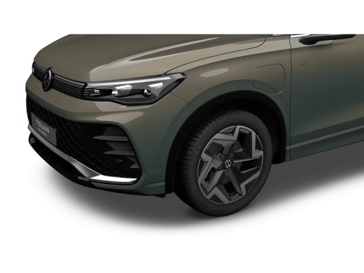 Volkswagen Tiguan R-Line Edition - eHybrid Inclusief €4000,- inruilvoordeel | 'App-Connect' draadloze smartphone in... ActivLease financial lease