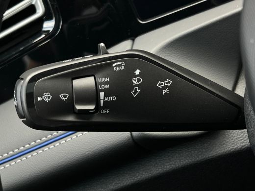 Volkswagen Tiguan R-Line Edition - eHybrid | 'App-Connect' draadloze smartphone integratie | Automatische afstandsr... ActivLease financial lease