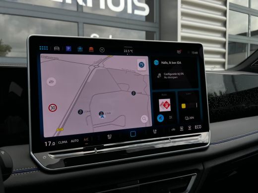 Volkswagen Tiguan R-Line Edition - eHybrid | 'App-Connect' draadloze smartphone integratie | Automatische afstandsr... ActivLease financial lease
