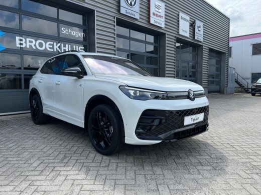 Volkswagen Tiguan R-Line Edition - eHybrid | 'App-Connect' draadloze smartphone integratie | Automatische afstandsr... ActivLease financial lease