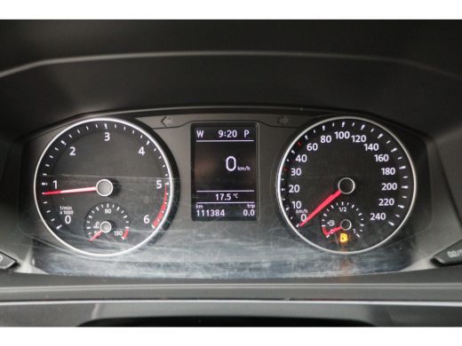 Volkswagen Transporter 2.0 TDI L2H1 DC Highline Automaat Navigatie, Cruise, Trekhaak, DAB, PDC, Bluetooth ActivLease financial lease