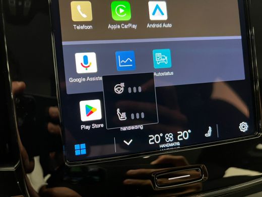 Volvo  C40 Single Motor Core 69 kWh | Achteruitrijcamera | Apple Carplay/Android Auto| Panoramadak | Cruise ... ActivLease financial lease