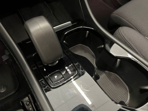 Volvo  C40 Single Motor Core 69 kWh | Achteruitrijcamera | Apple Carplay/Android Auto| Panoramadak | Cruise ... ActivLease financial lease