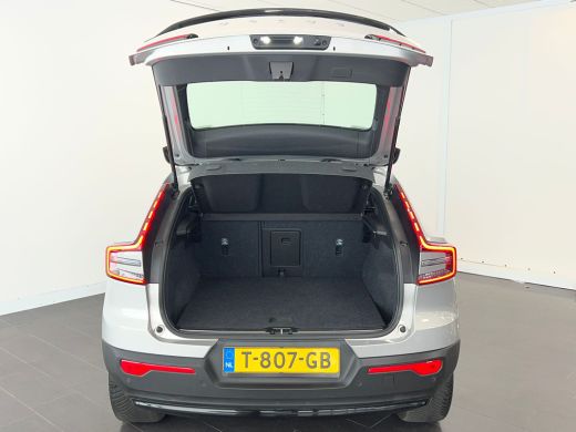 Volvo  C40 Single Motor Core 69 kWh | Achteruitrijcamera | Apple Carplay/Android Auto| Panoramadak | Cruise ... ActivLease financial lease