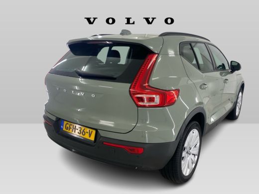 Volvo  EX40 Single Motor Extended Range Core 82 kWh | Sage Green! | ClimateLine ActivLease financial lease