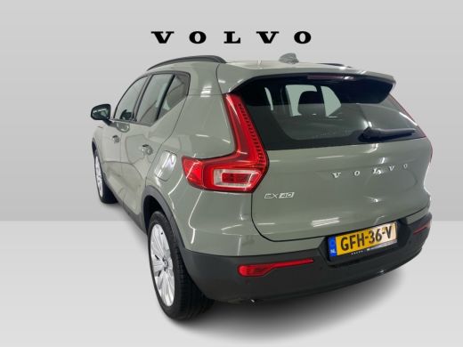 Volvo  EX40 Single Motor Extended Range Core 82 kWh | Sage Green! | ClimateLine ActivLease financial lease