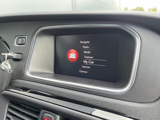 Volvo  V40 1.5 T3 Dynamic Edition | Panoramadak | Keyless | Camera | DAB | ActivLease financial lease