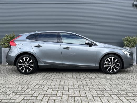 Volvo  V40 1.5 T3 Dynamic Edition | Panoramadak | Keyless | Camera | DAB | ActivLease financial lease