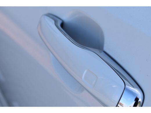 Volvo  V90 2.0 T6 AWD Inscription Exclusive | Panoramadak | B&W | Luchtvering | Massage | 21"| ActivLease financial lease
