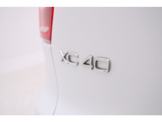Volvo  XC40 1.5 T5 Twin Engine Inscription navigatie, climate, Trekhaak elektr. lmv ActivLease financial lease