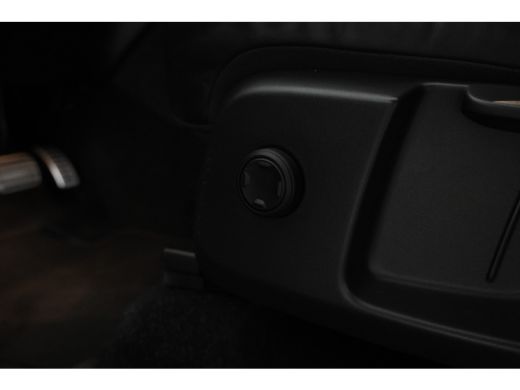 Volvo  XC40 1.5 T5 Twin Engine Inscription navigatie, climate, Trekhaak elektr. lmv ActivLease financial lease