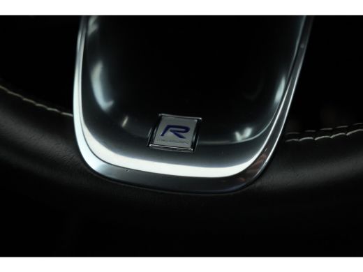 Volvo  XC40 1.5 T5 Twin Engine Inscription navigatie, climate, Trekhaak elektr. lmv ActivLease financial lease