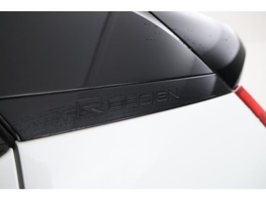 Volvo  XC40 1.5 T5 Twin Engine Inscription navigatie, climate, Trekhaak elektr. lmv ActivLease financial lease