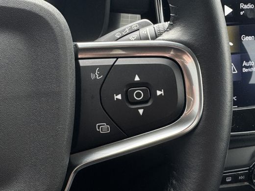 Volvo  XC40 2.0 B4 Business Pro | Pilot Assist | Apple Carplay | Keyless | DAB | ActivLease financial lease