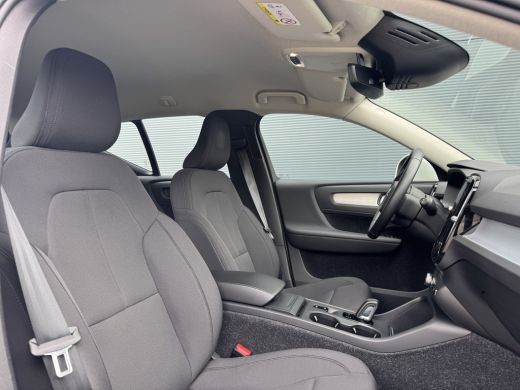 Volvo  XC40 2.0 B4 Business Pro | Pilot Assist | Apple Carplay | Keyless | DAB | ActivLease financial lease