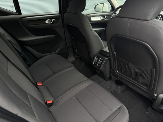 Volvo  XC40 2.0 B4 Business Pro | Pilot Assist | Apple Carplay | Keyless | DAB | ActivLease financial lease