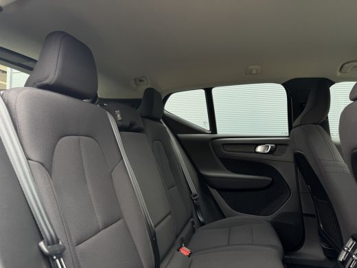 Volvo  XC40 2.0 B4 Business Pro | Pilot Assist | Apple Carplay | Keyless | DAB | ActivLease financial lease