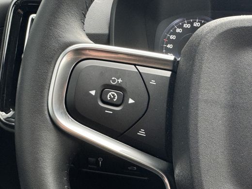 Volvo  XC40 2.0 B4 Business Pro | Pilot Assist | Apple Carplay | Keyless | DAB | ActivLease financial lease