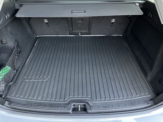 Volvo  XC60 2.0 T6 Plug-in hybrid AWD Core Bright ActivLease financial lease