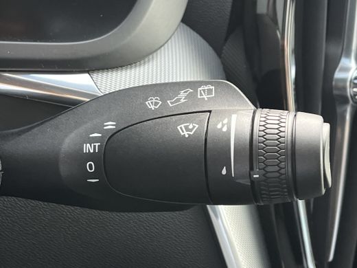 Volvo  XC60 2.0 T6 Plug-in hybrid AWD Plus Dark ActivLease financial lease