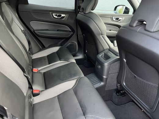 Volvo  XC60 2.0 T6 Plug-in hybrid AWD Plus Dark ActivLease financial lease