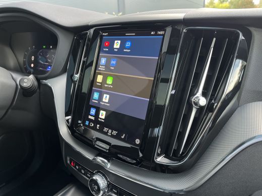 Volvo  XC60 2.0 T6 Plug-in hybrid AWD Plus Dark ActivLease financial lease