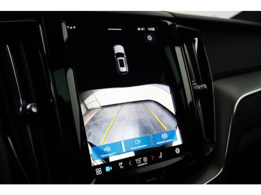 Volvo  XC60 2.0 T6 Plug-in hybrid AWD Plus Dark ActivLease financial lease