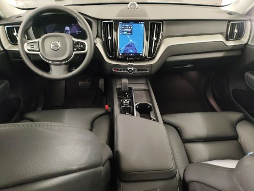 Volvo  XC60 2.0 T6 Plug-in hybrid AWD Ultra Dark | Luchtvering | Bowers/Wilkins | 360Cam | 20'' | AllSeason |... ActivLease financial lease