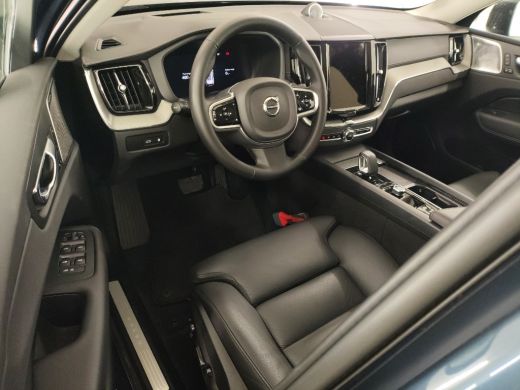 Volvo  XC60 2.0 T6 Plug-in hybrid AWD Ultra Dark | Luchtvering | Bowers/Wilkins | 360Cam | 20'' | AllSeason |... ActivLease financial lease