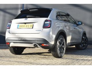 Fiat 600 1.2 Hybrid La Prima 100pk DEMO-DEAL! | Vol-Leder | Elektr. Stoelen | Elektr. Achterklep | Achteru...