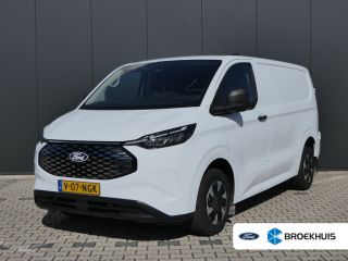 Ford E-Transit Custom 320 L1H1 Trend 65 kWh Uit voorraad, 2300kg trekgewicht! Ford E-Transit Custom 320 L1H1 Trend 65 kWh Uit voorraad, 2300kg trekgewicht!