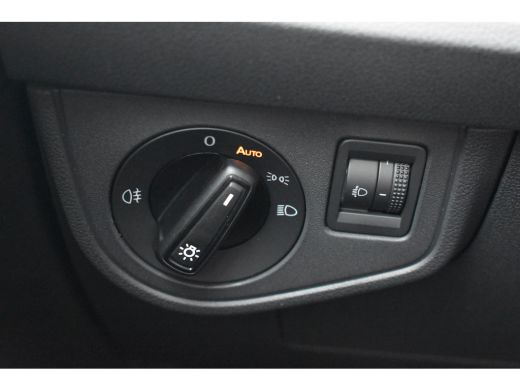 Volkswagen Polo Edition | 'App-Connect' smartphone integratie | Achterlichten LED | Afstandscontrolesysteem (Fron... ActivLease financial lease