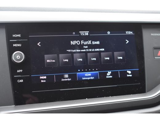 Volkswagen Polo Edition | 'App-Connect' smartphone integratie | Achterlichten LED | Afstandscontrolesysteem (Fron... ActivLease financial lease