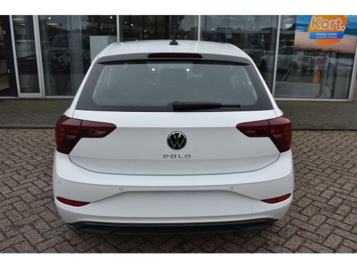 Volkswagen Polo Edition | 'App-Connect' smartphone integratie | Achterlichten LED | Afstandscontrolesysteem (Fron... ActivLease financial lease