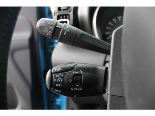 Citroën C3 Aircross 1.2 PureTech S&S Feel | Achterbank in delen neerklapbaar | Afwijkende dakkleur | Airco ActivLease financial lease
