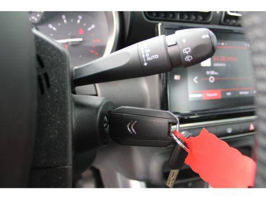 Citroën C3 Aircross 1.2 PureTech S&S Feel | Achterbank in delen neerklapbaar | Afwijkende dakkleur | Airco ActivLease financial lease