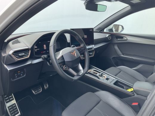 CUPRA Leon Sportstourer 1.5 TSI PHEV e-Hybrid Business Elek.Trekhaak Adap.Cruise Carplay Camera Sfeerverl 2025 3136KM! ActivLease financial lease