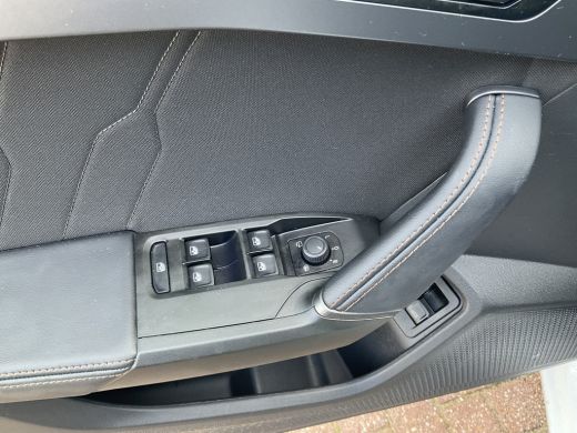 CUPRA Leon Sportstourer 1.5 TSI PHEV e-Hybrid Business Elek.Trekhaak Adap.Cruise Carplay Camera Sfeerverl 2025 3136KM! ActivLease financial lease