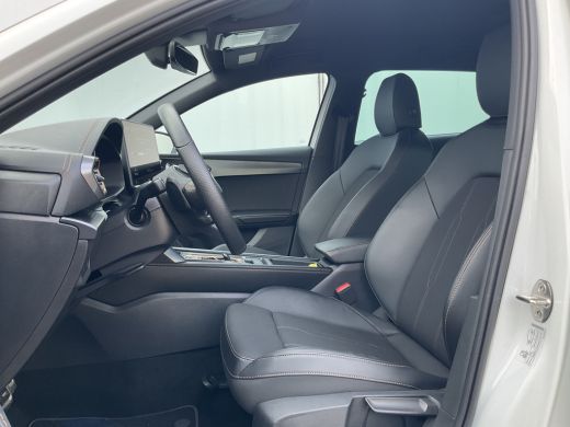 CUPRA Leon Sportstourer 1.5 TSI PHEV e-Hybrid Business Elek.Trekhaak Adap.Cruise Carplay Camera Sfeerverl 2025 3136KM! ActivLease financial lease