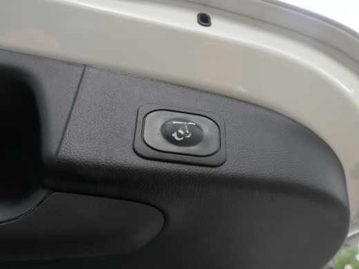 Ford Focus 1.0 EcoBoost Hybrid ST Line X | Trekhaak | B&O | Winterpack | Adaptive Cruise | Elektrische Achte... ActivLease financial lease