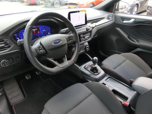 Ford Focus 1.0 EcoBoost Hybrid ST Line X | Trekhaak | B&O | Winterpack | Adaptive Cruise | Elektrische Achte... ActivLease financial lease