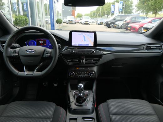 Ford Focus 1.0 EcoBoost Hybrid ST Line X | Trekhaak | B&O | Winterpack | Adaptive Cruise | Elektrische Achte... ActivLease financial lease
