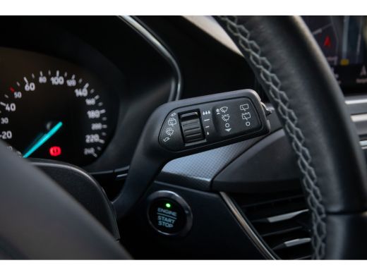 Ford Focus 1.0 EcoBoost Titanium Business | Airco (automatisch) | Apple Carplay/Android Auto|telefoonintegra... ActivLease financial lease