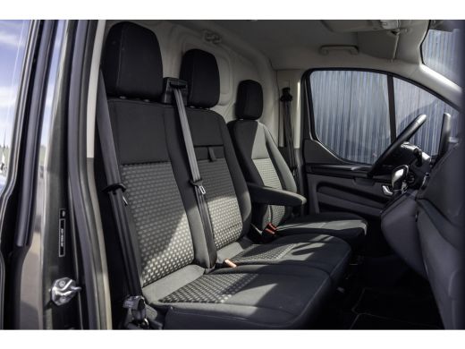 Ford Transit Custom 300 TDCI | L2H1 | Automaat | LED | Camera | CarPlay | Cruise | Airco | PDC | Euro 6 ActivLease financial lease
