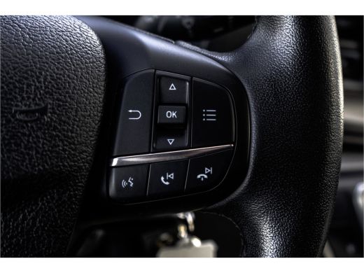 Ford Transit Custom 300 TDCI | L2H1 | Automaat | LED | Camera | CarPlay | Cruise | Airco | PDC | Euro 6 ActivLease financial lease