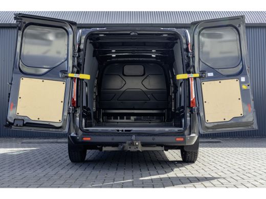 Ford Transit Custom 300 TDCI | L2H1 | Automaat | LED | Camera | CarPlay | Cruise | Airco | PDC | Euro 6 ActivLease financial lease