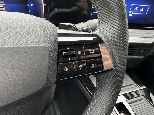 Opel Astra Sports Tourer 1.6 180PK Turbo PLUG-IN HYBRIDE | STANDKACHEL| ADAPTIEVE CRUISE CONTROL| PARKEERSEN... ActivLease financial lease