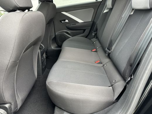 Opel Astra Sports Tourer 1.6 180PK Turbo PLUG-IN HYBRIDE | STANDKACHEL| ADAPTIEVE CRUISE CONTROL| PARKEERSEN... ActivLease financial lease